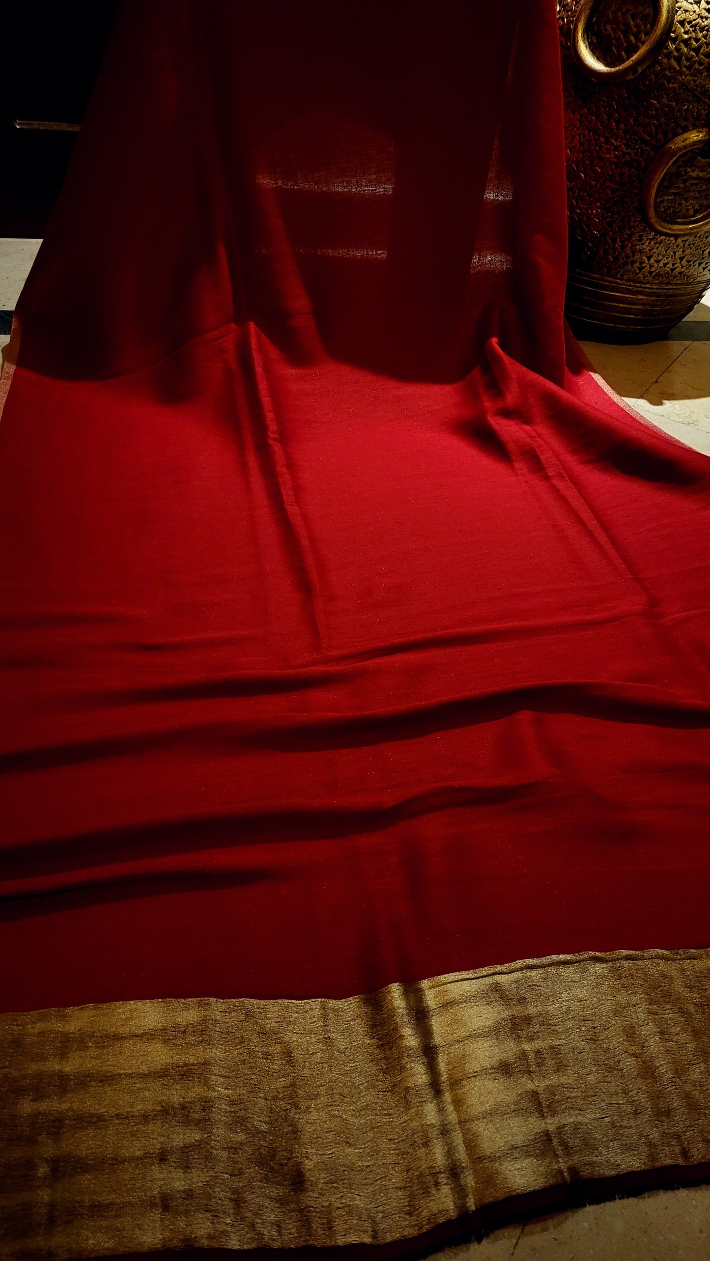 Blood red : Reversible kanni