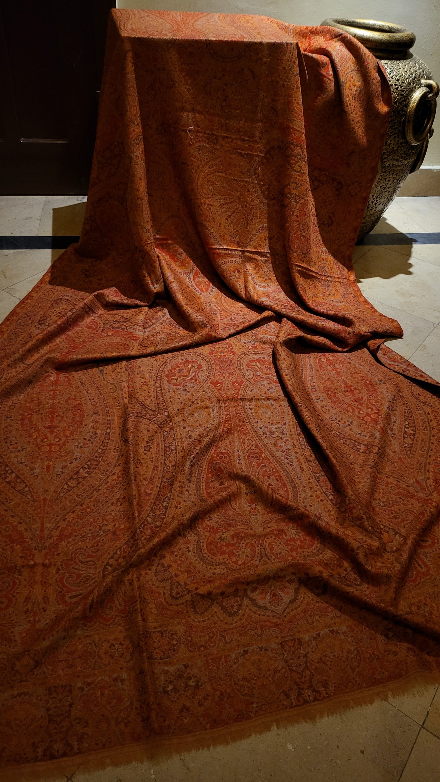 Persian kanni : Reversible shawl