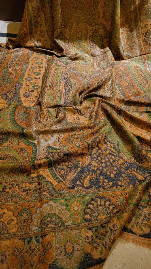 Persian kanni : Reversible shawl