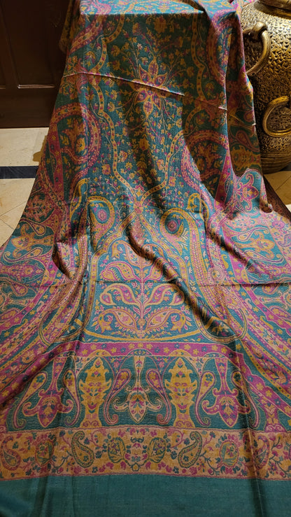 Persian kanni : Reversible shawl