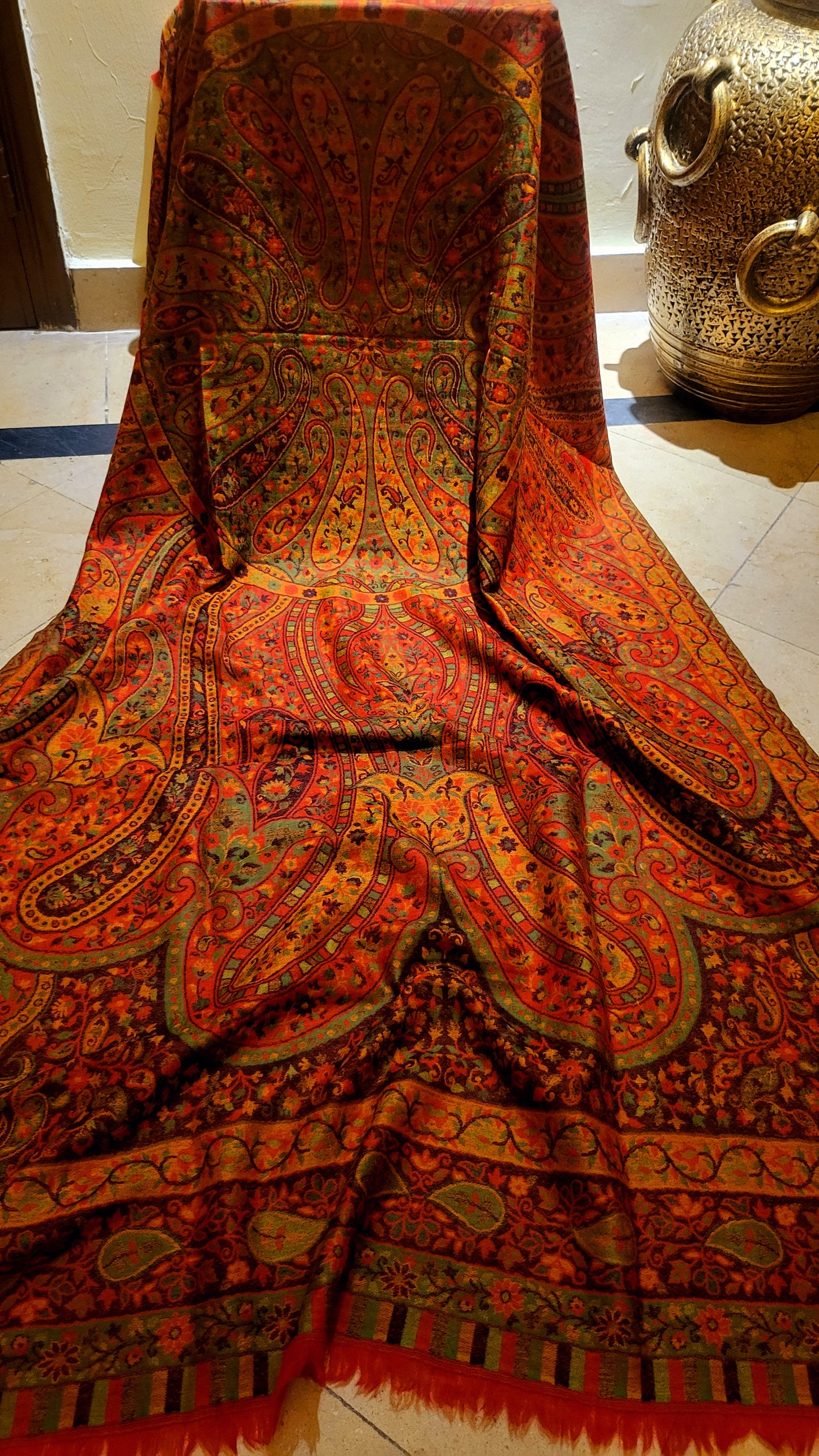 Persian kanni : reversible shawl