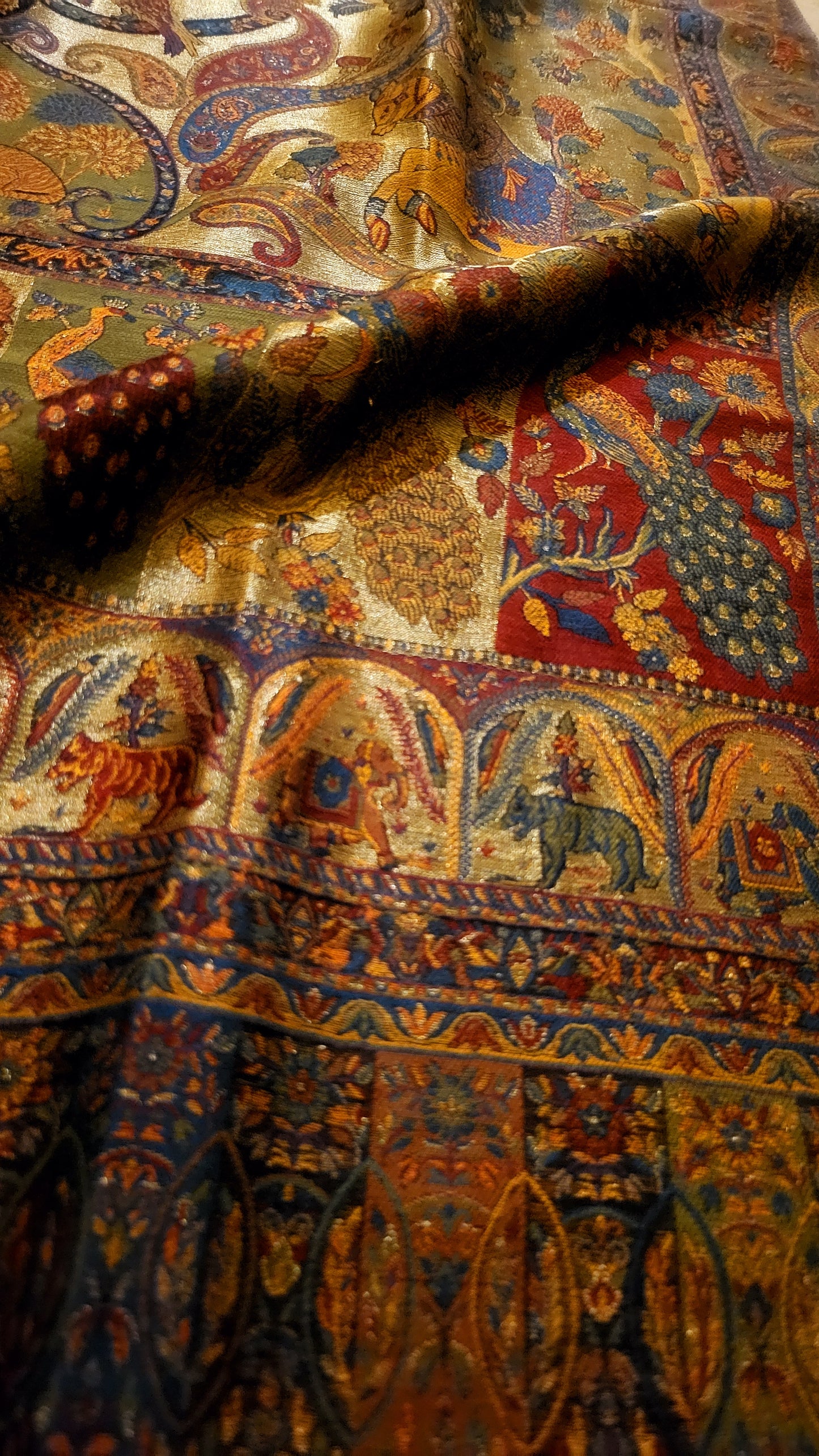 Peacock dream: silky moonlight shawl