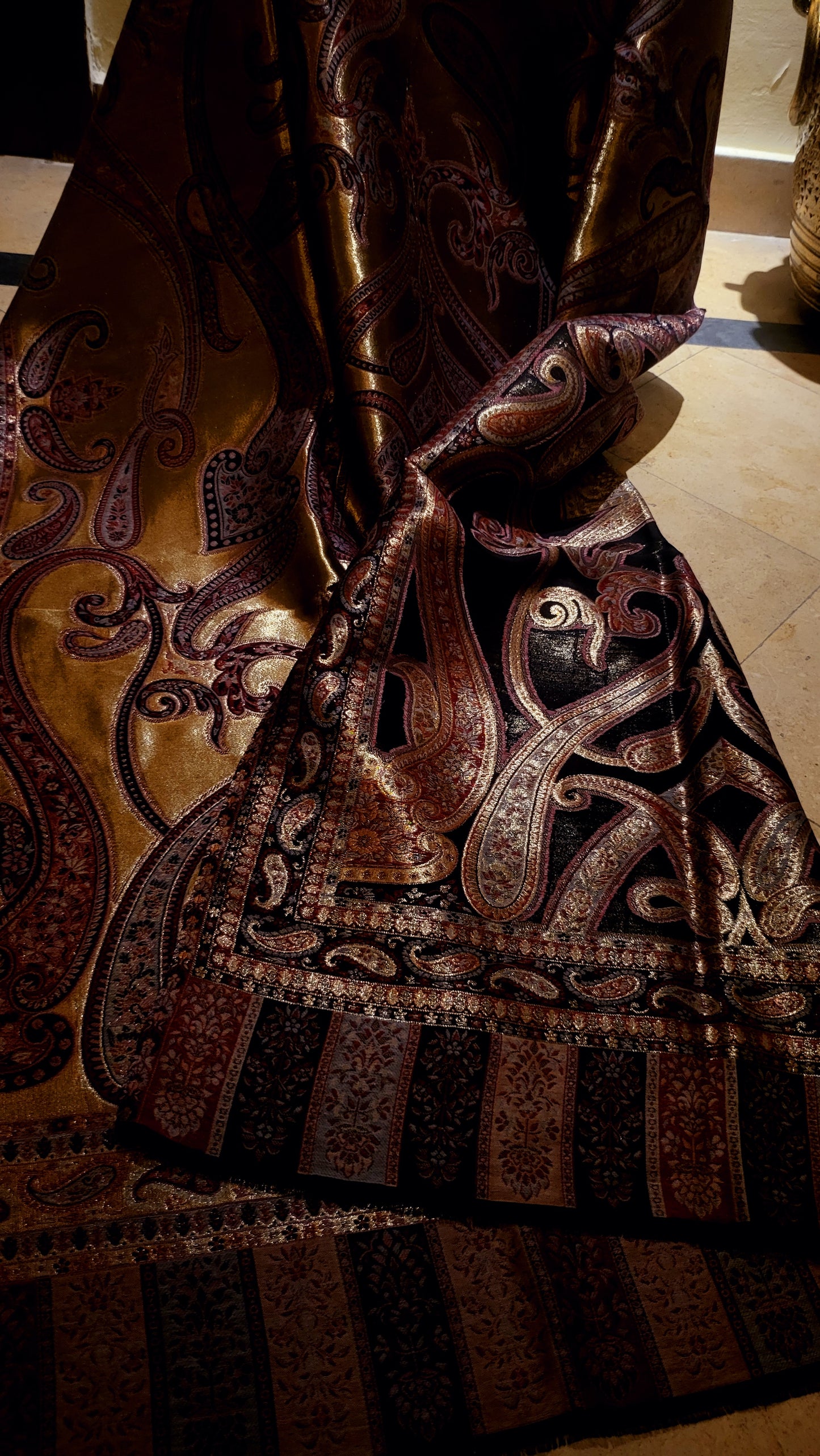 Jodha akbar : Reversible kanni