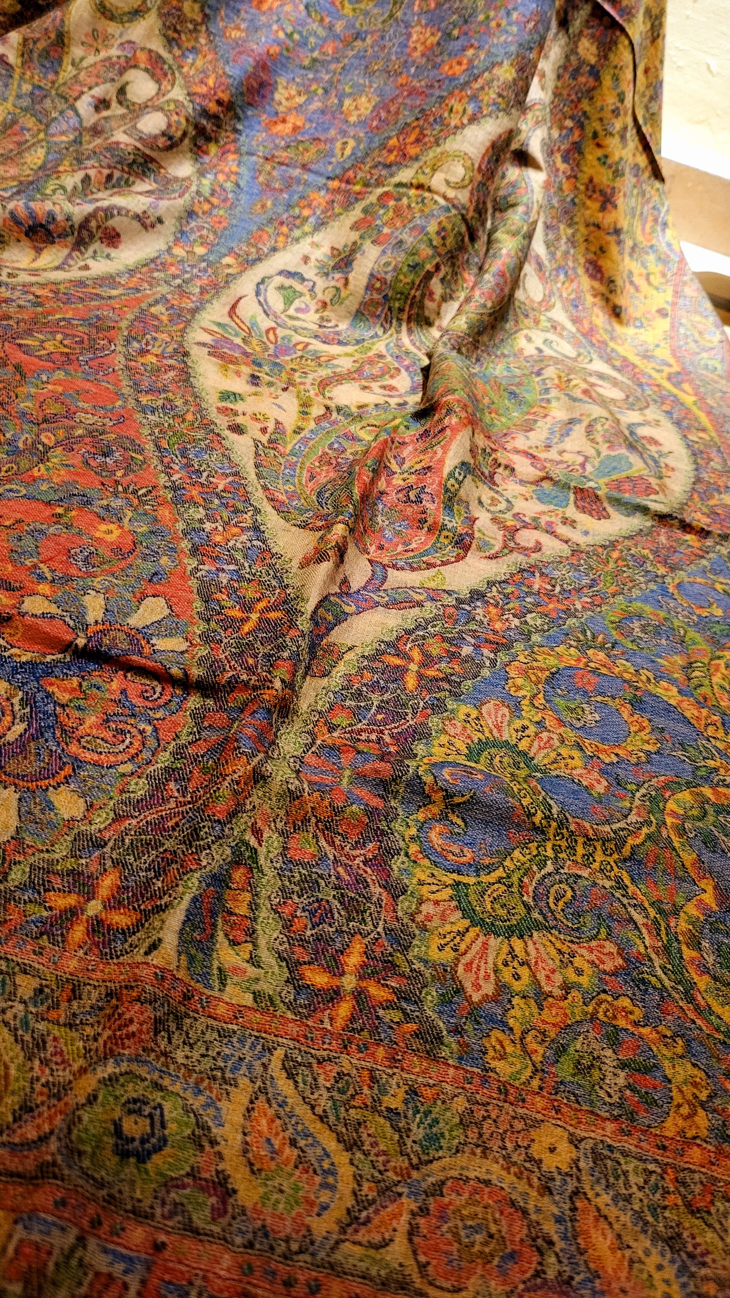 Persian kanni : shawl