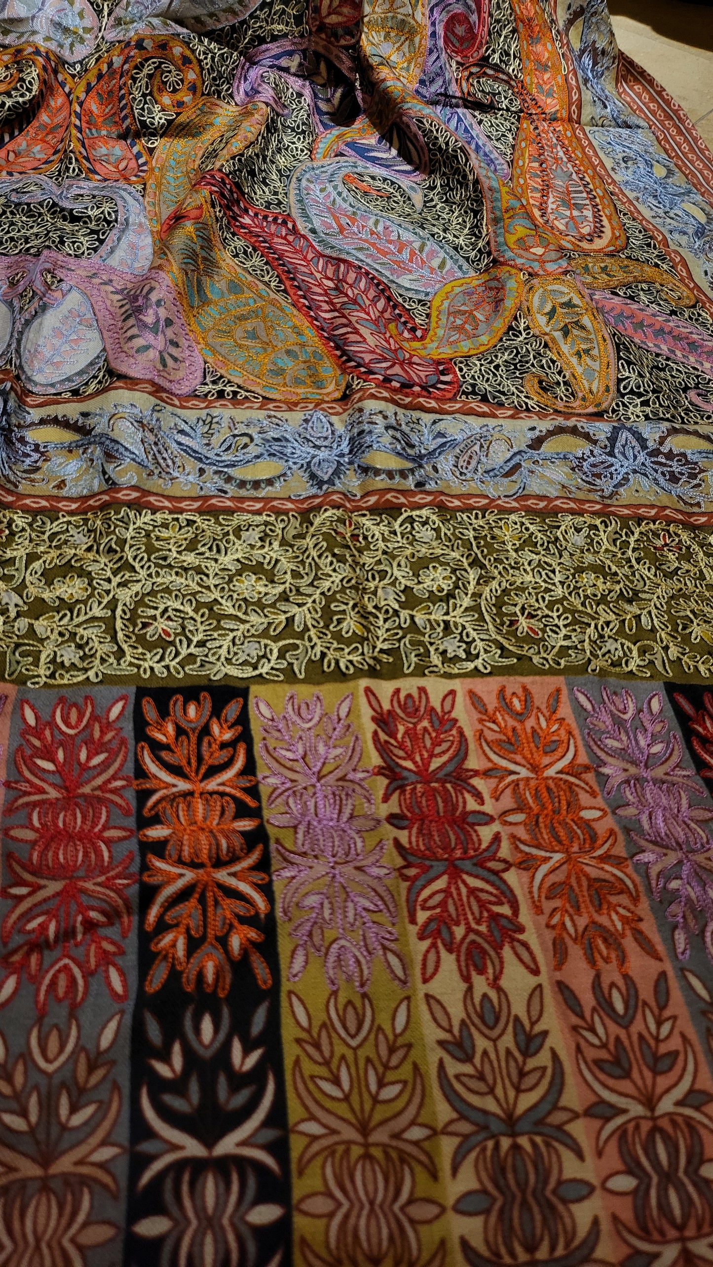 Reelkaar pashmina : shawl