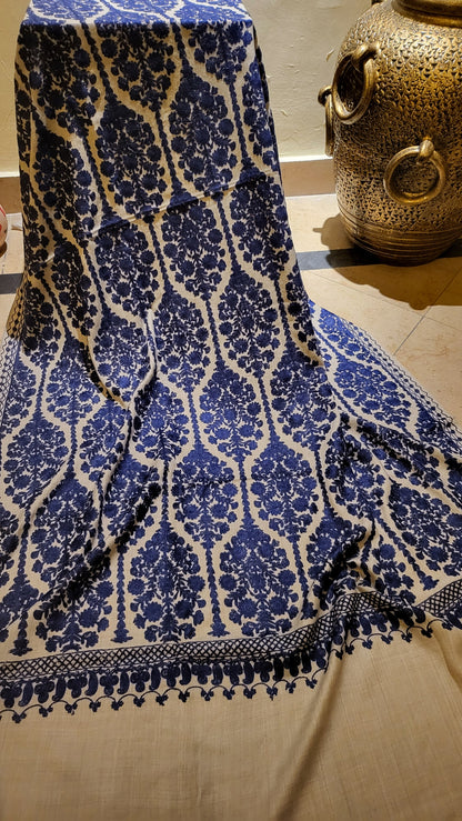 Embroidered shawl: pashmina