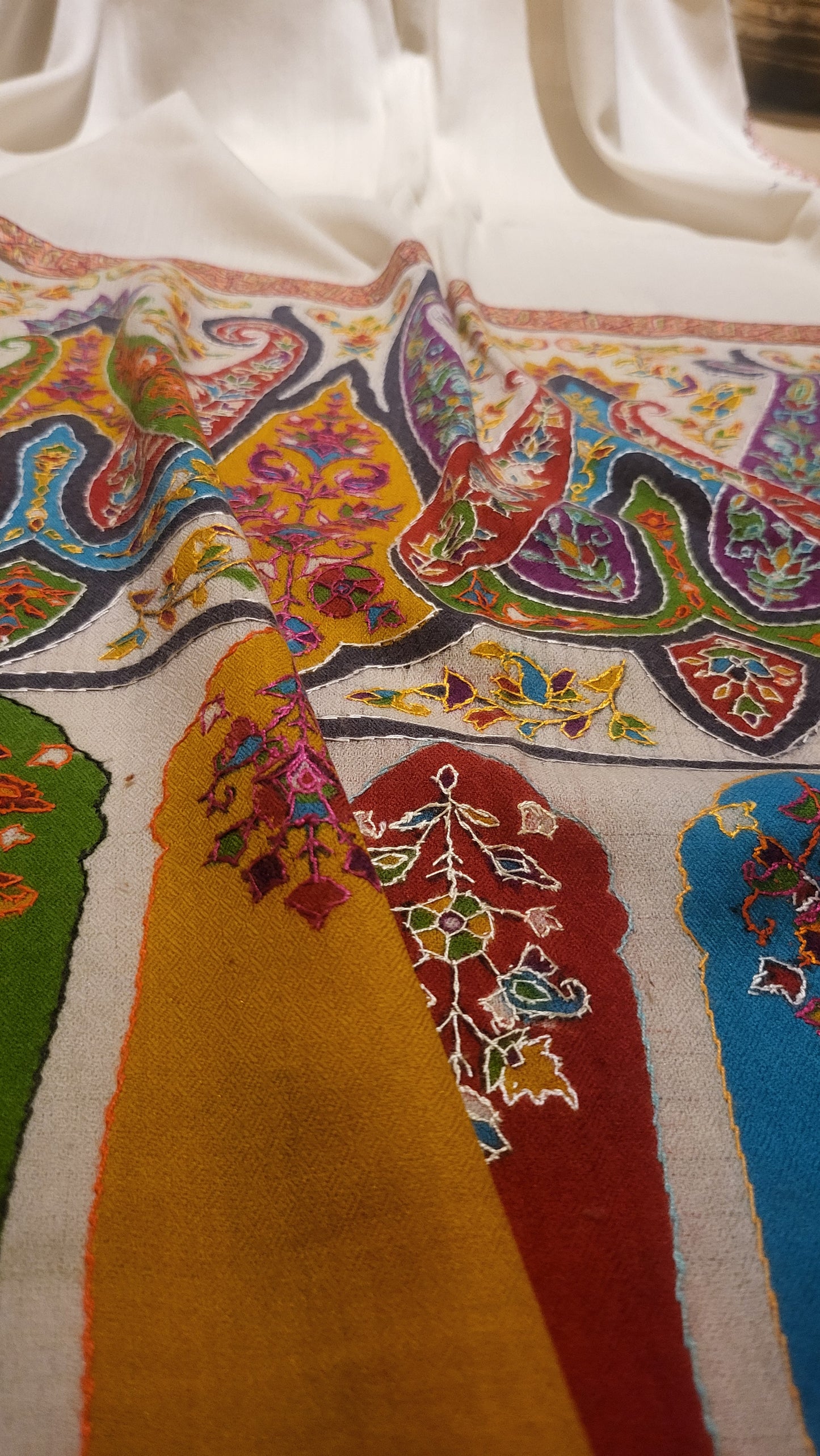 Luxury kalamkari : Toosh shawl