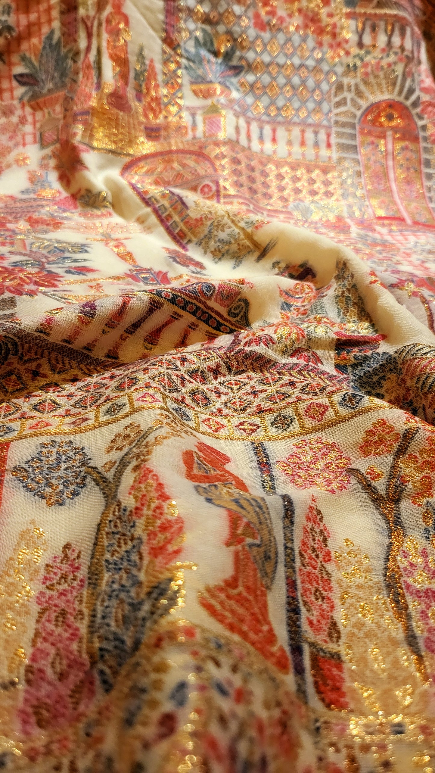 Darbari kaani : zari woven