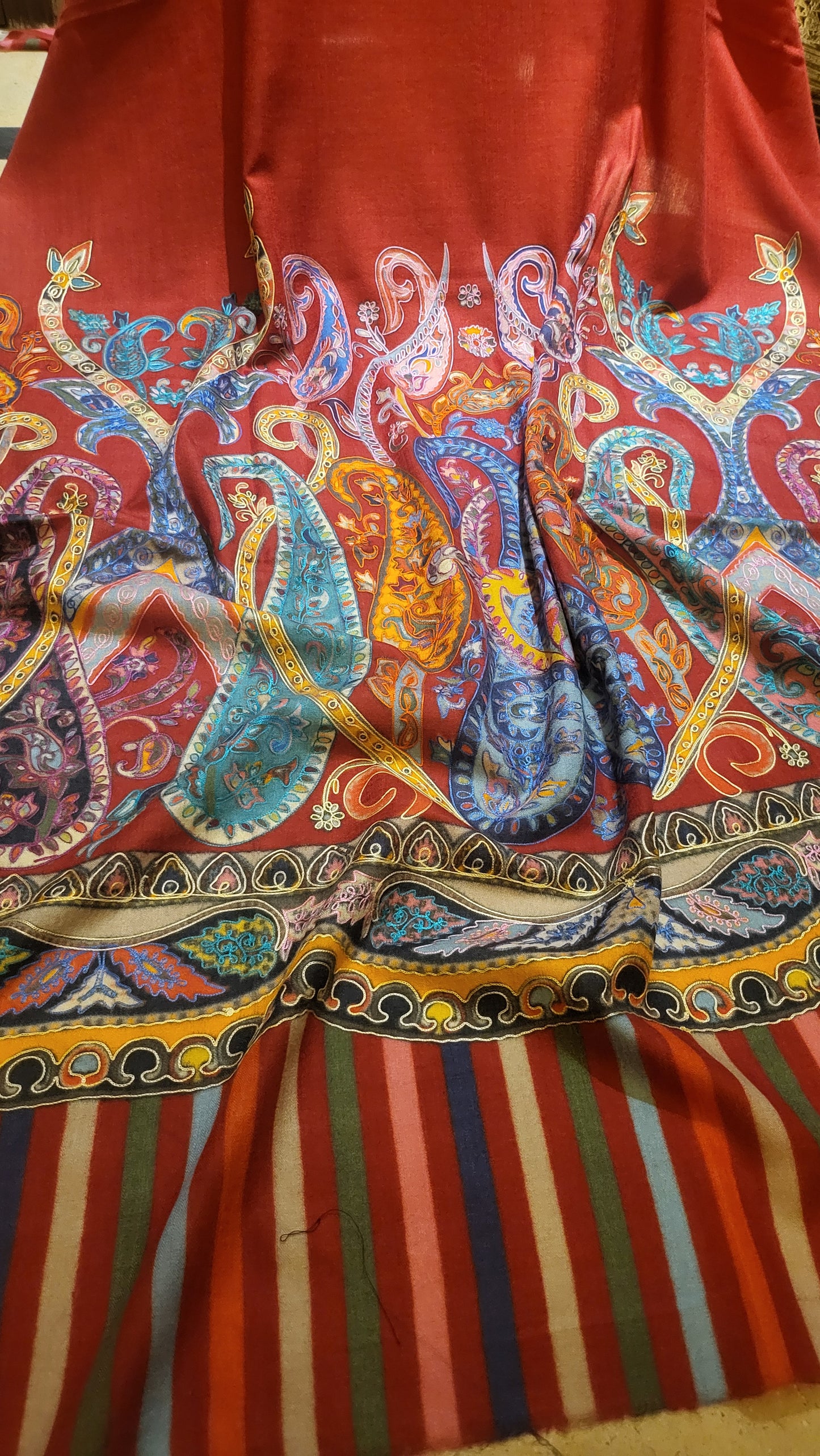 Reelkaar kalamkar : shawl