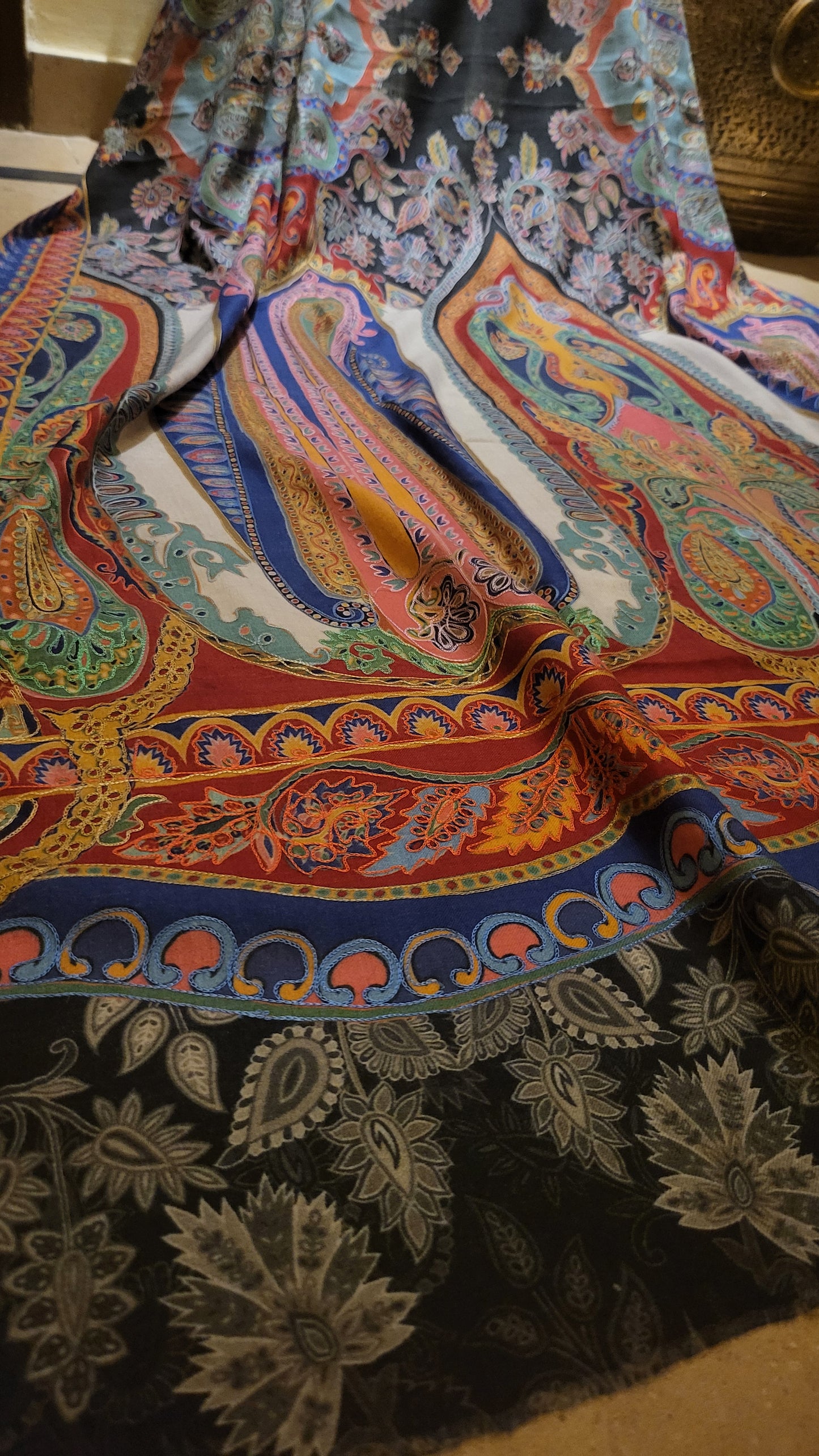 Reelkaar shawl : pashmina