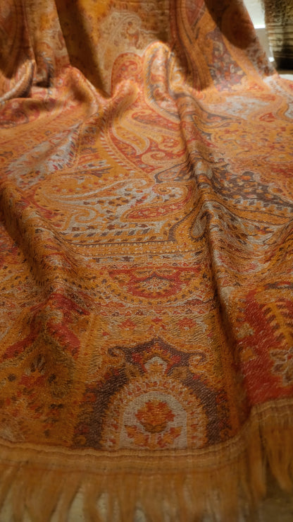 Laila's persian kanni : Reversible shawl