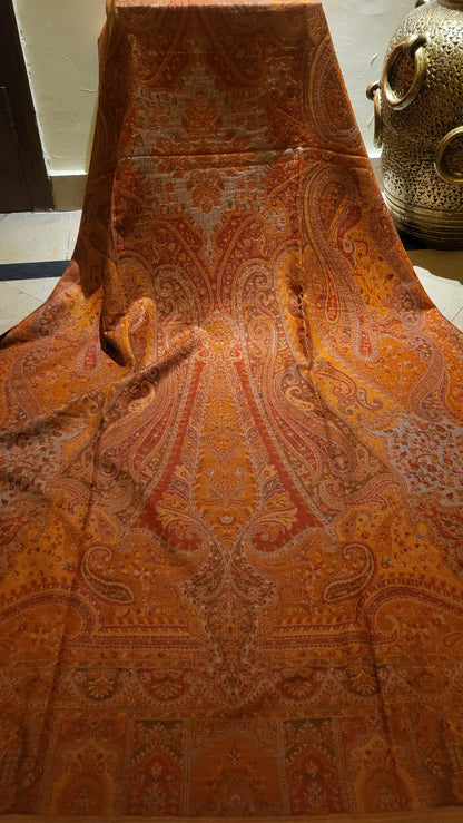 Laila's persian kanni : Reversible shawl