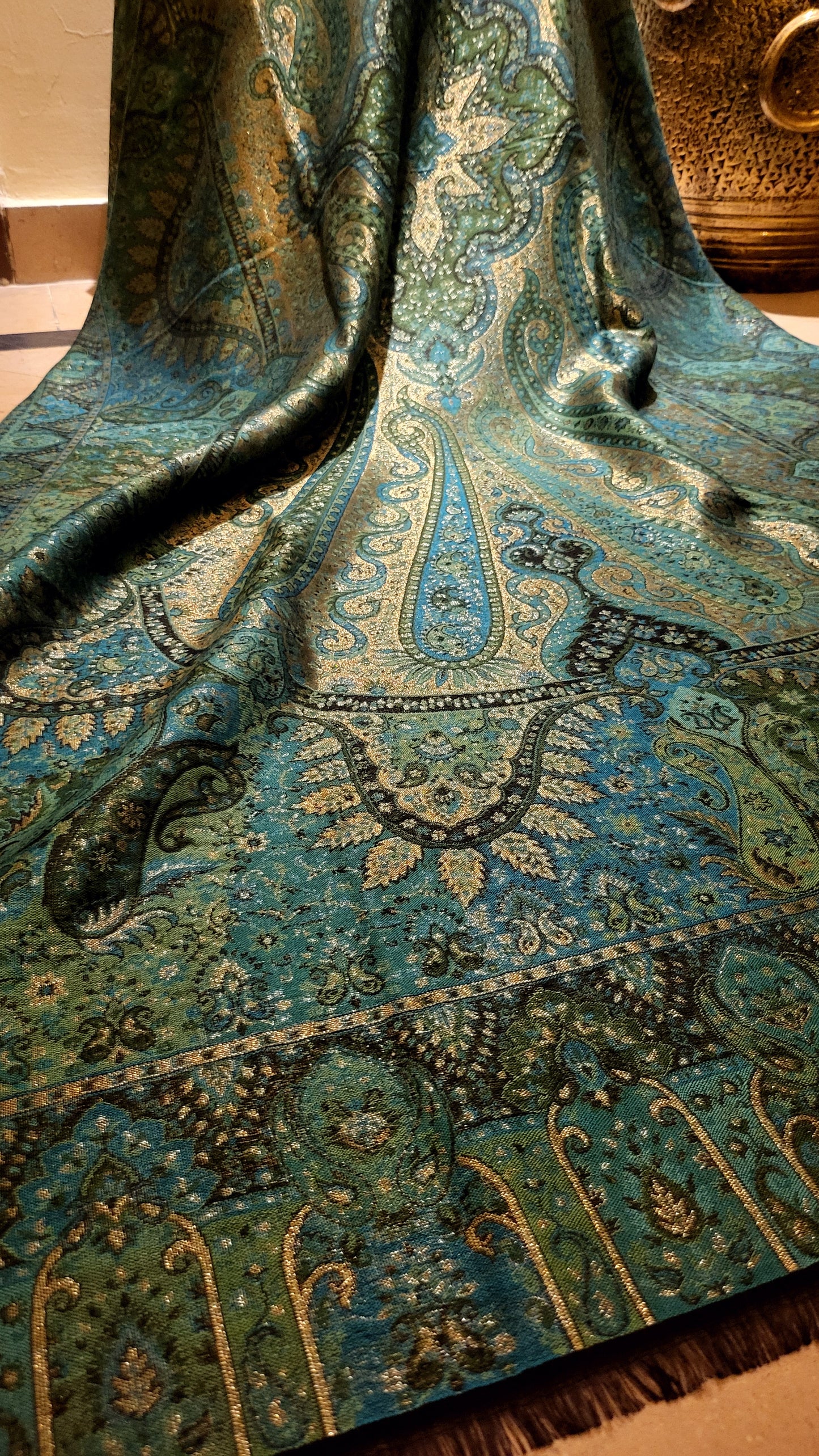 Emerald : Gandhara kanni shawl