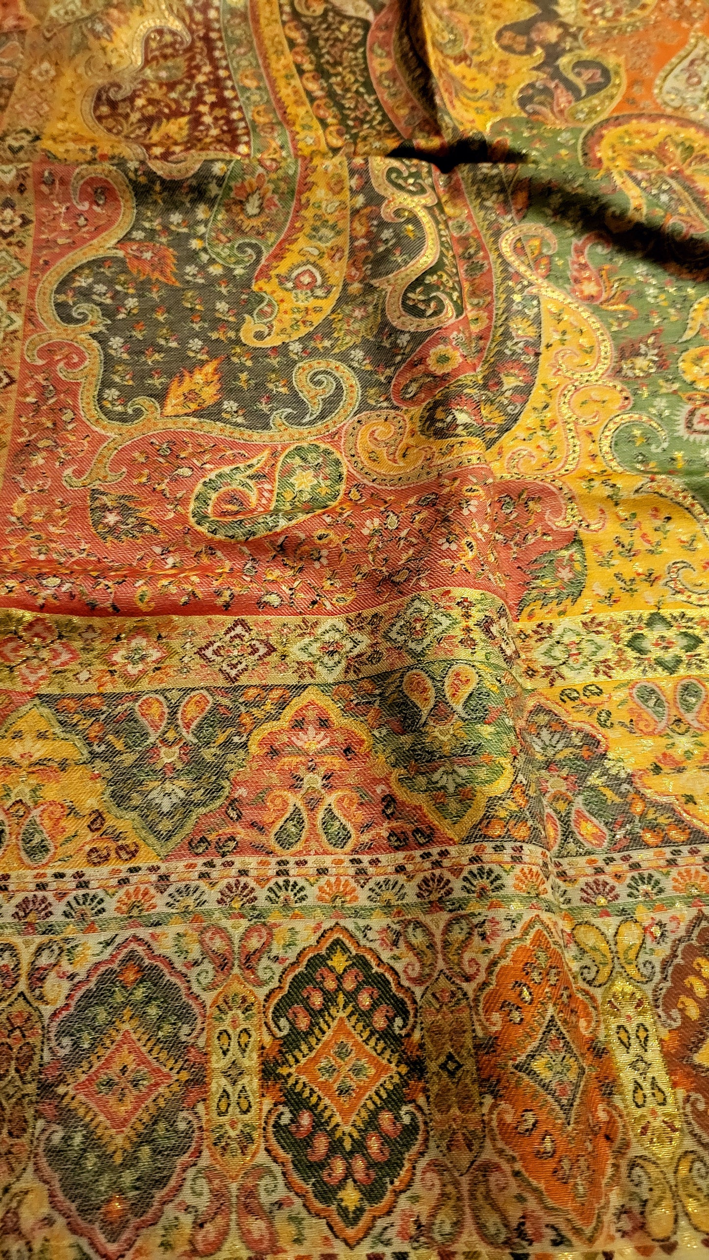 Tabraizi kanni : Moonlight shawl