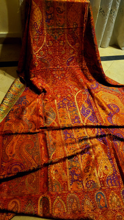 Red and rust : Tabraizi kanni shawl