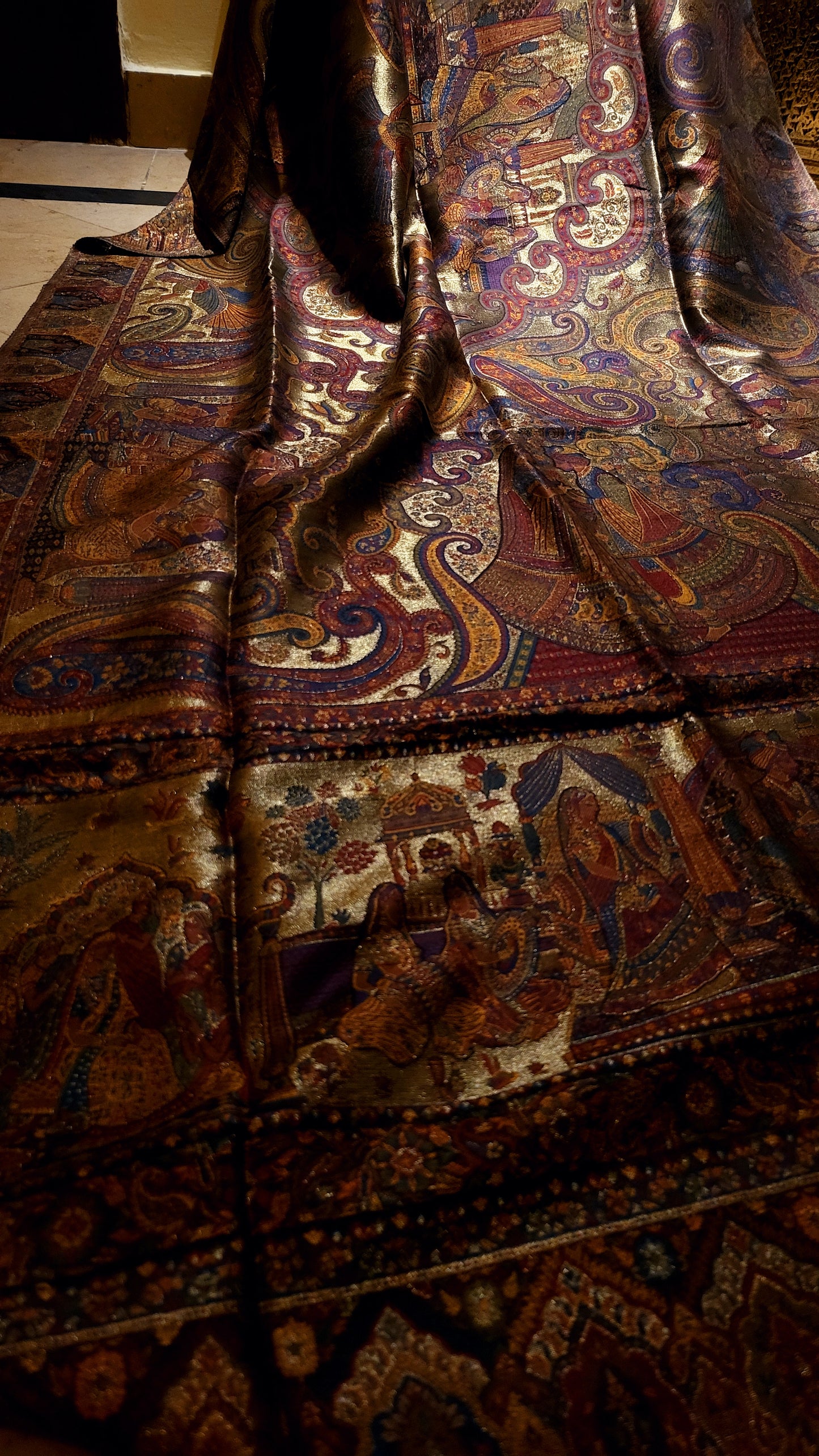 Laila's moonlight kanni : shawl