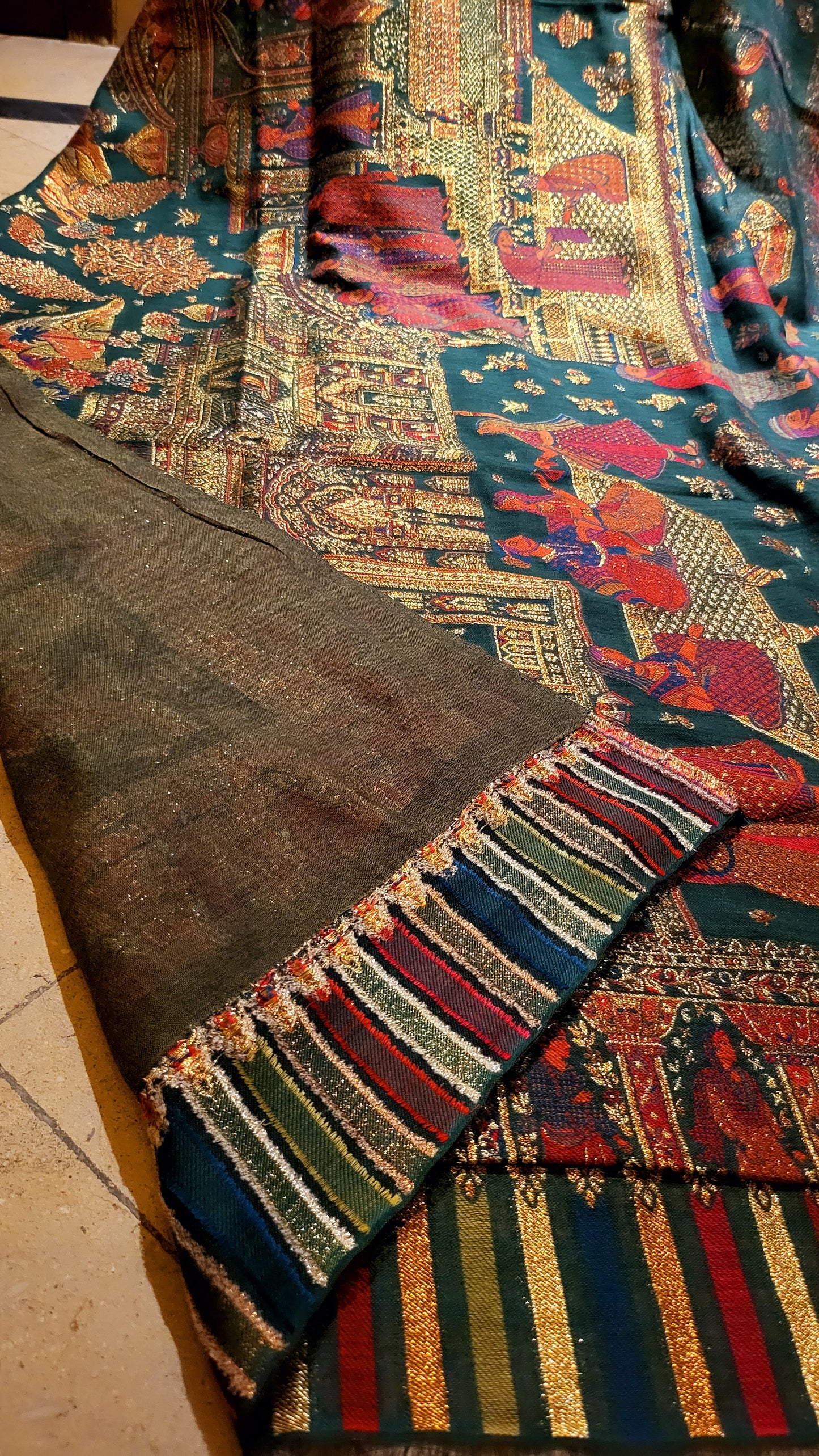Darbari zarri kanni : shawl