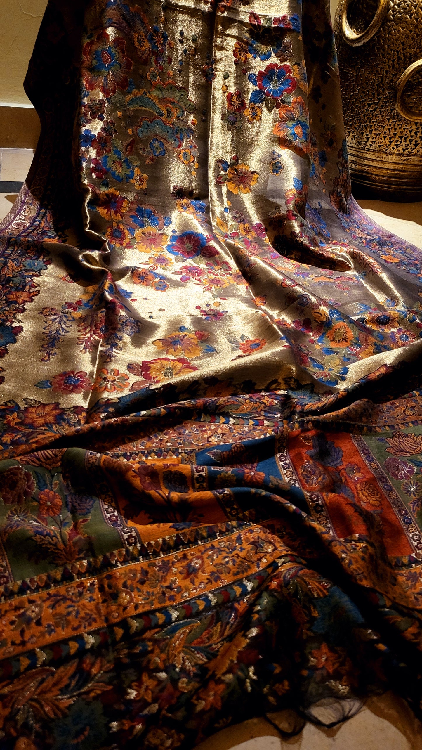 Silky moonlight : kanni shawl