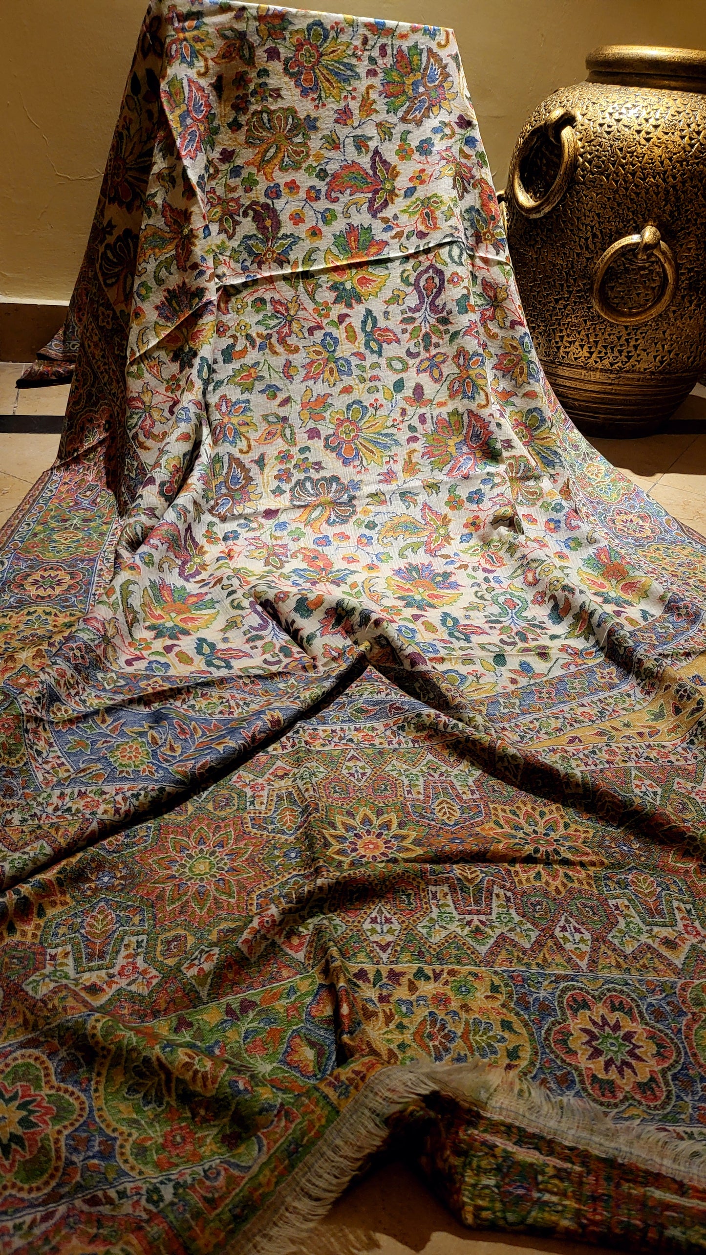 Basic beige : persian kanni shawl