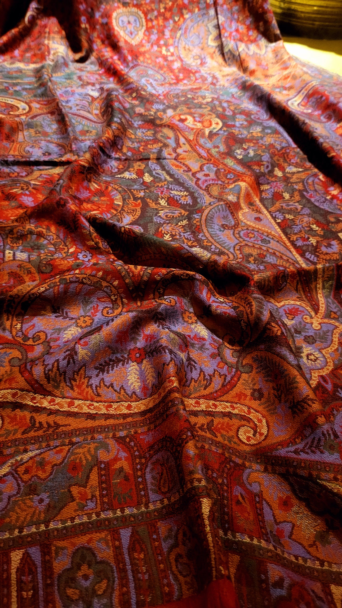 Maroon magic : persian kanni shawl