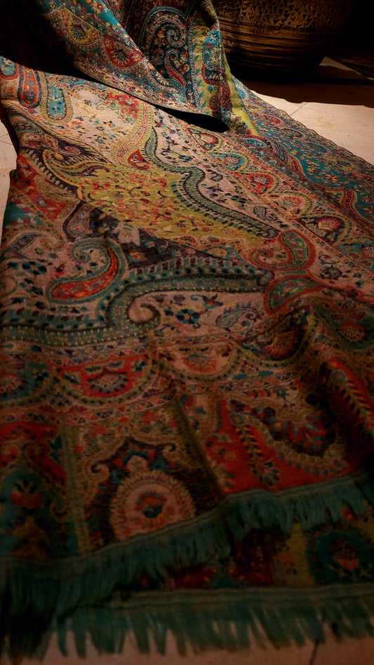 Persian kanni : shawl