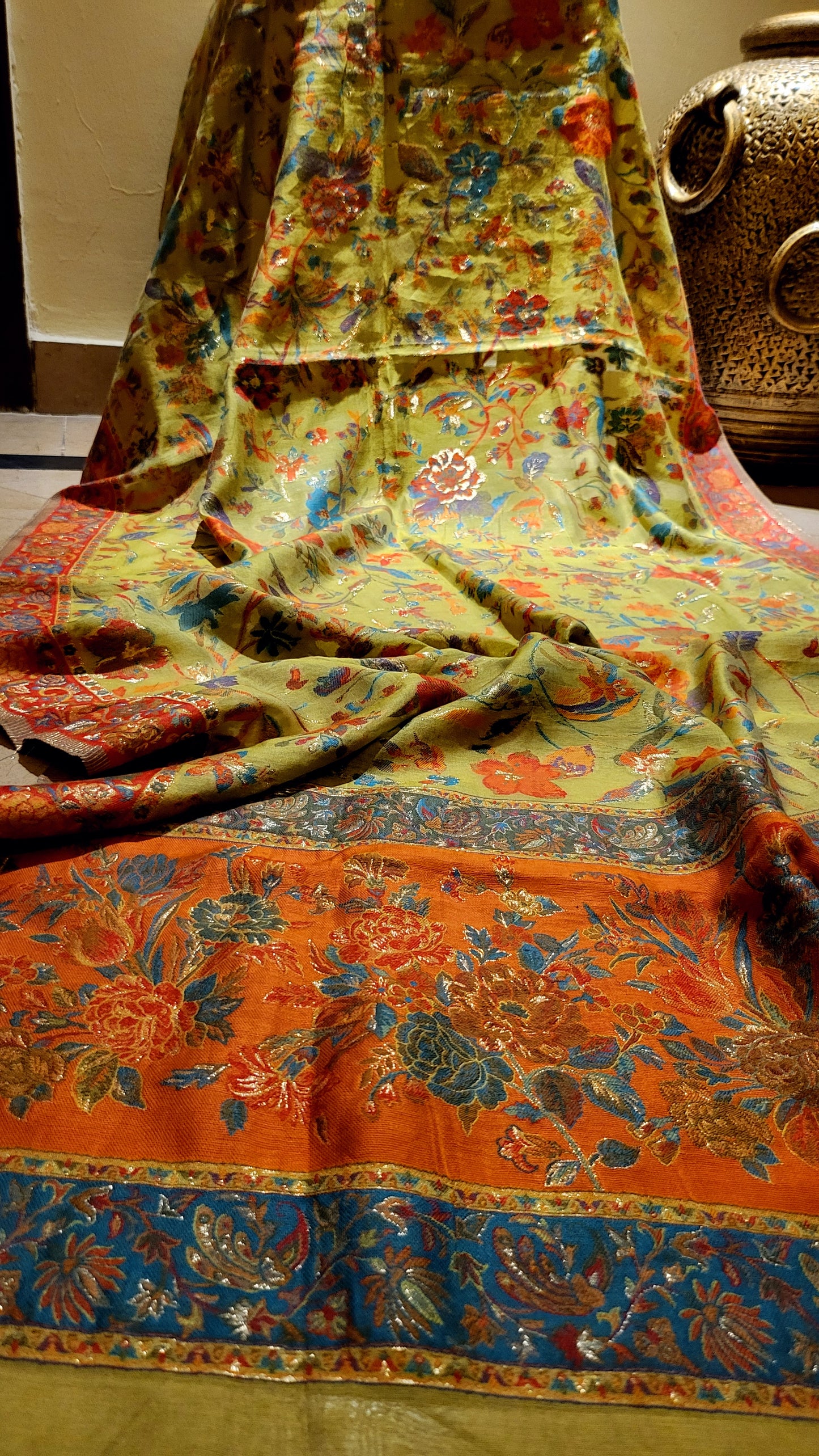Apple green : silk kanni shawl