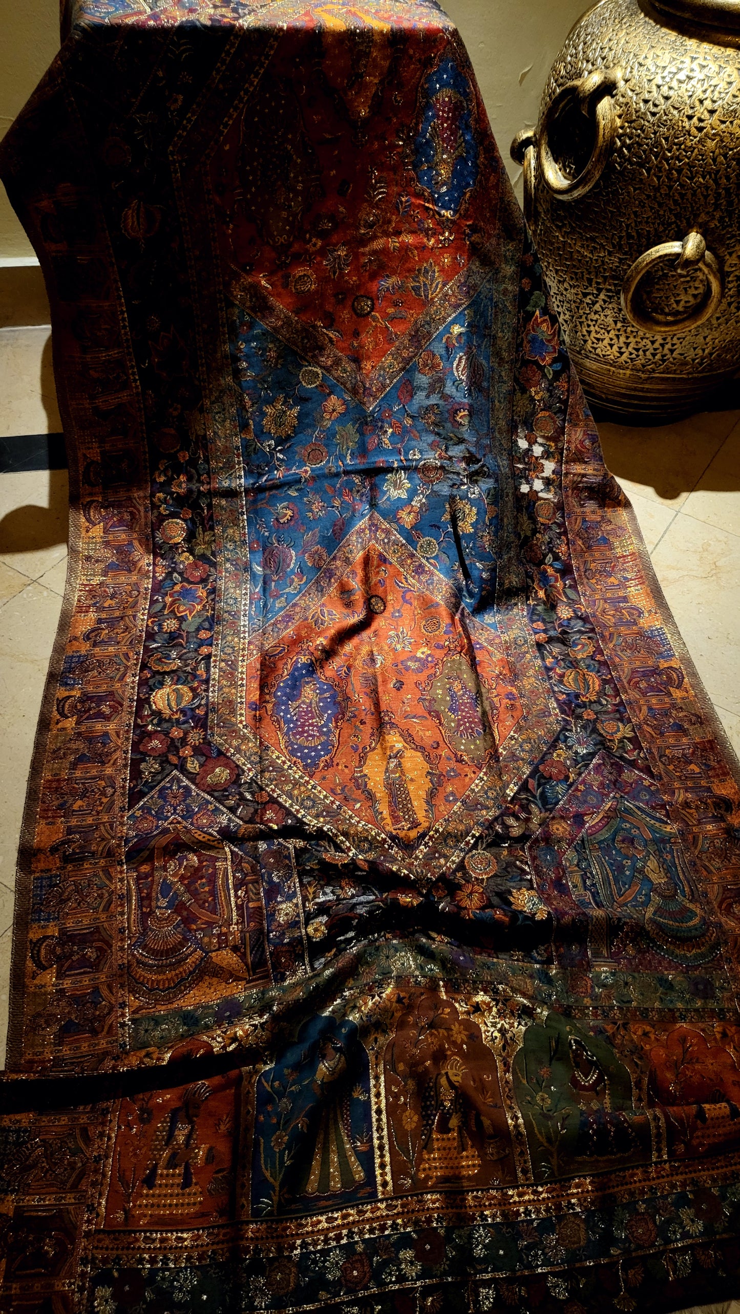 Mini shawl : Silk kanni