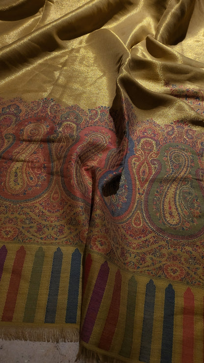 Golden kanni : shawl