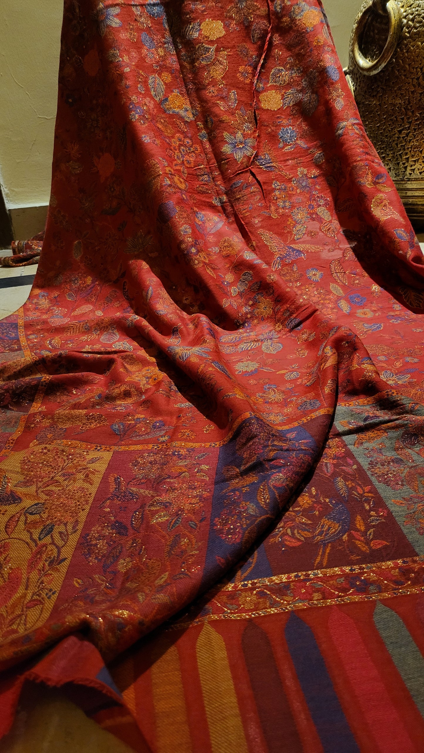 Red Toosh kanni : shawl
