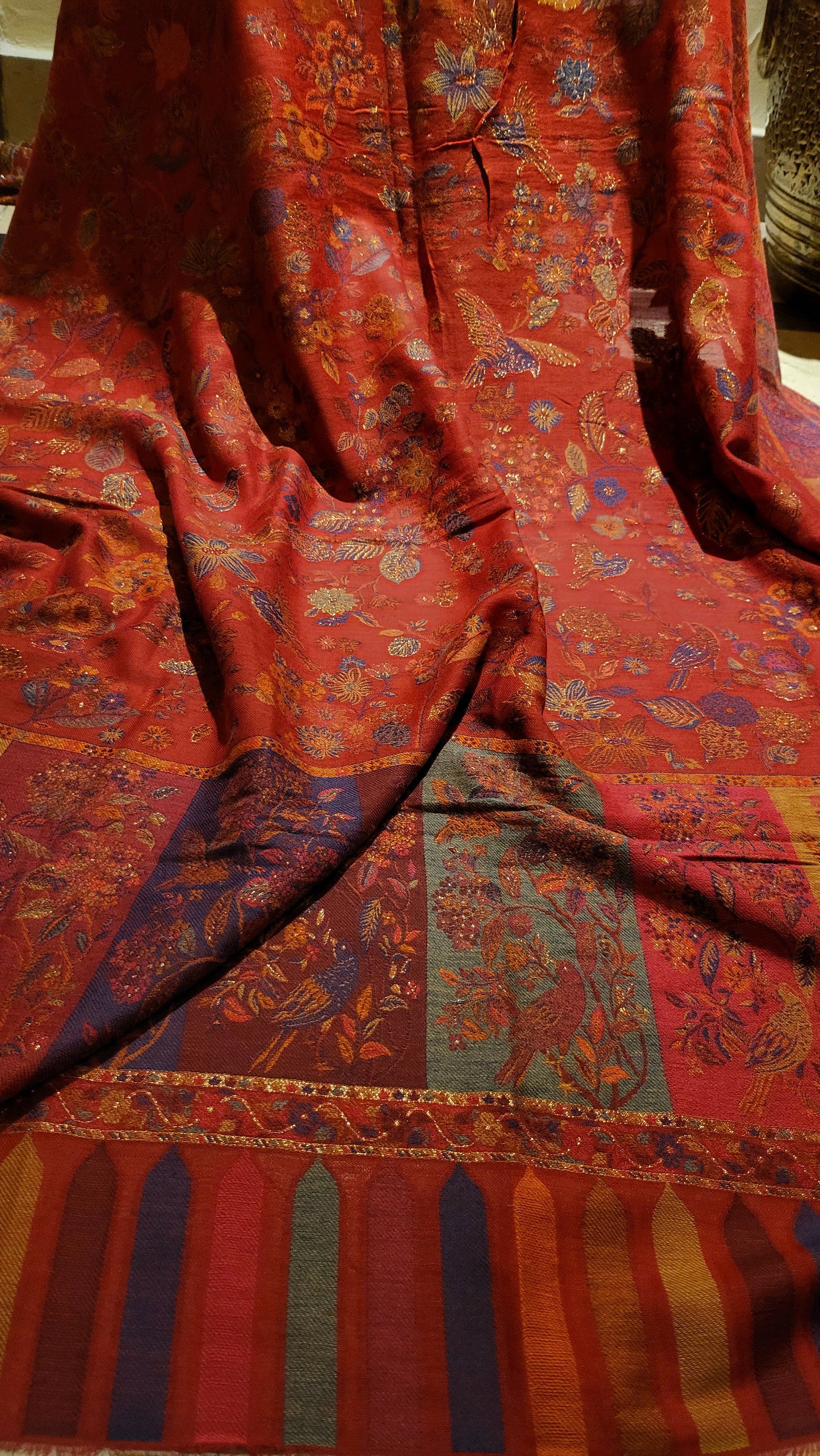 Red Toosh kanni : shawl