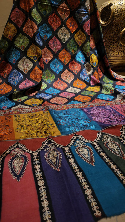 Bold and beautiful : Reelkaar shawl