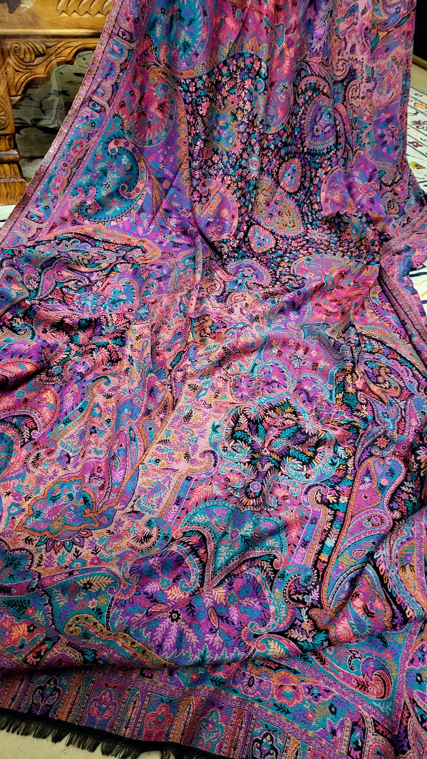 Persian kaani : shawl