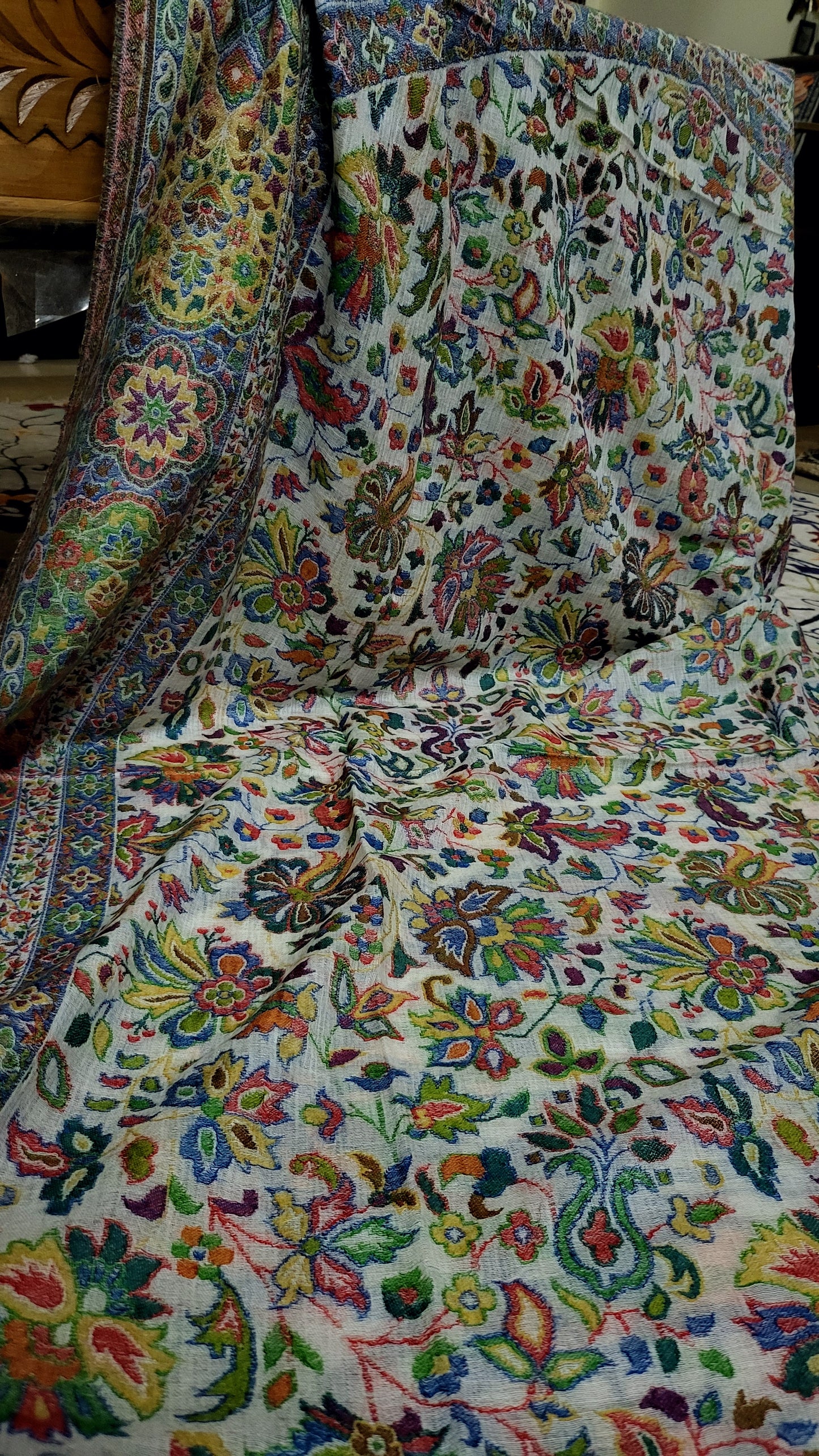 Persian kaani : shawl