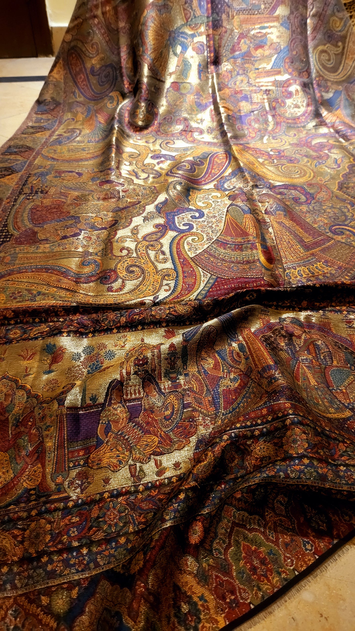 Laila's silky moonlight : kaani shawl