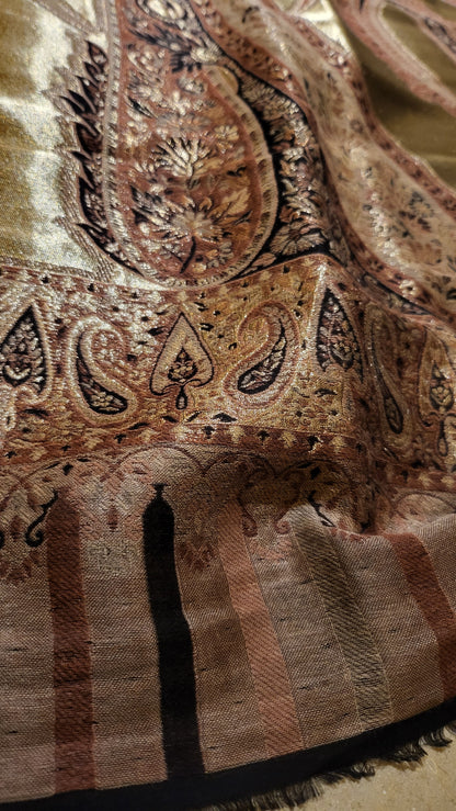 Jodha akbar : Reversible Moonlight shawl