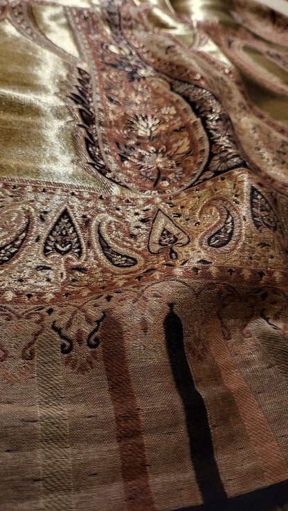 Jodha akbar : Reversible Moonlight shawl