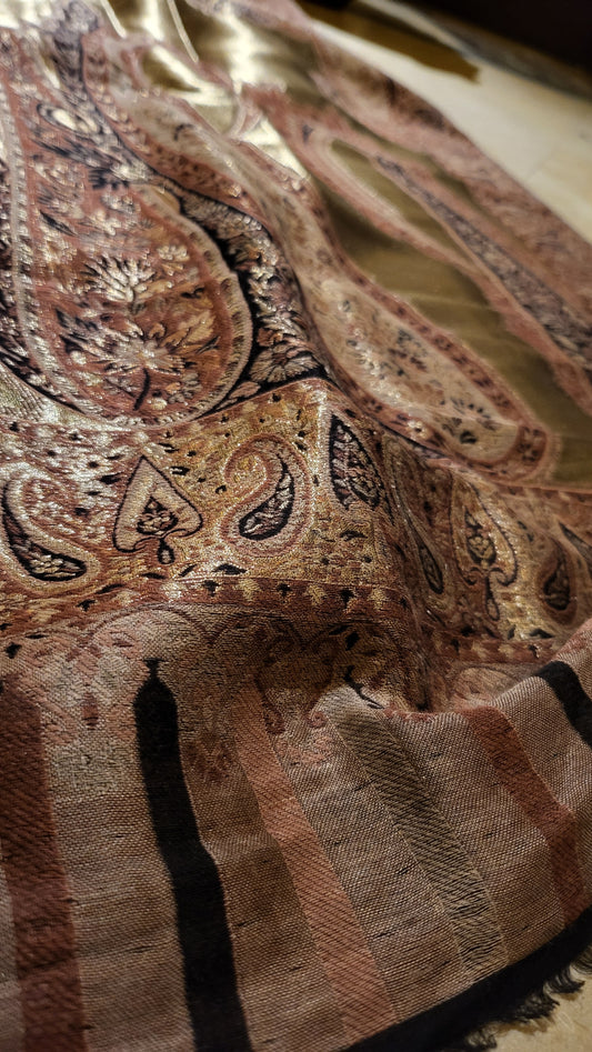 Jodha akbar : Reversible Moonlight shawl