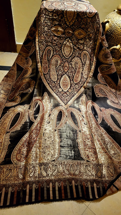 Jodha akbar : Reversible Moonlight shawl