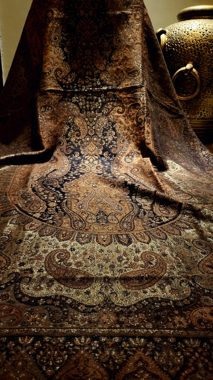Reversible gandhara : kaani shawl