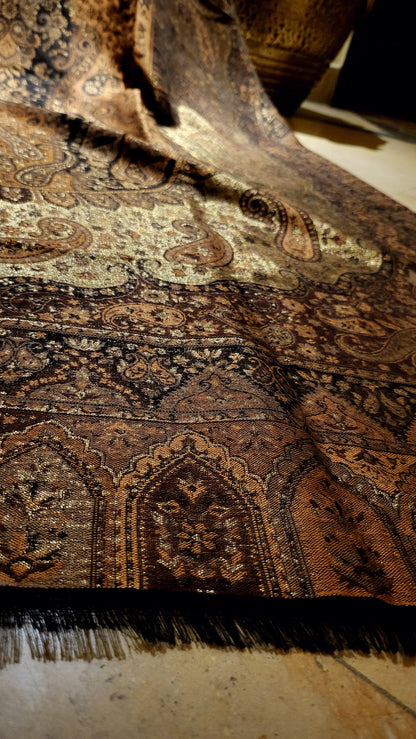 Reversible gandhara : kaani shawl