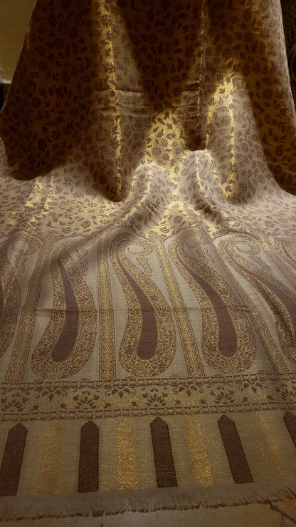 Neutral kaani : Moonlight shawl