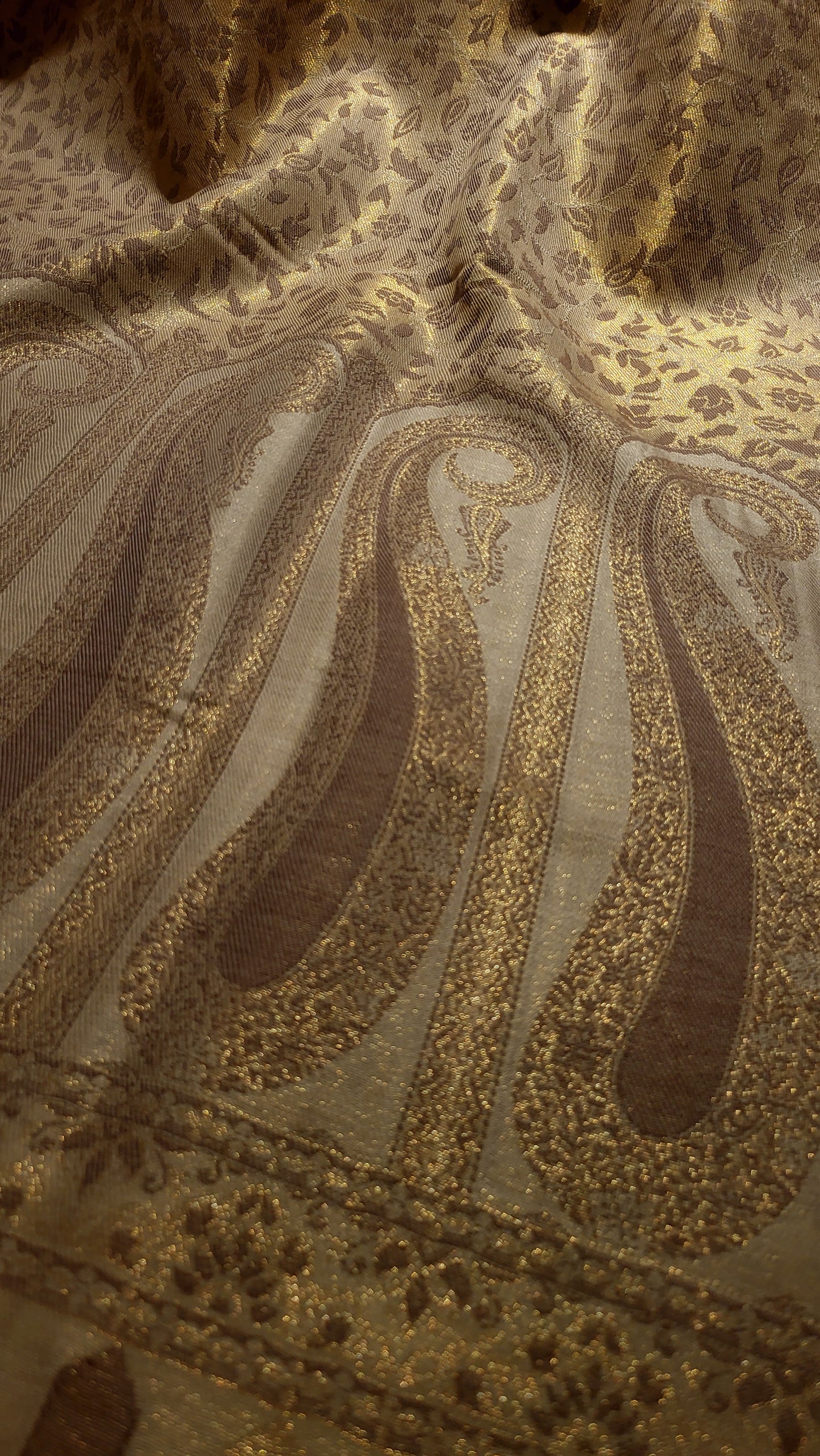 Neutral kaani : Moonlight shawl