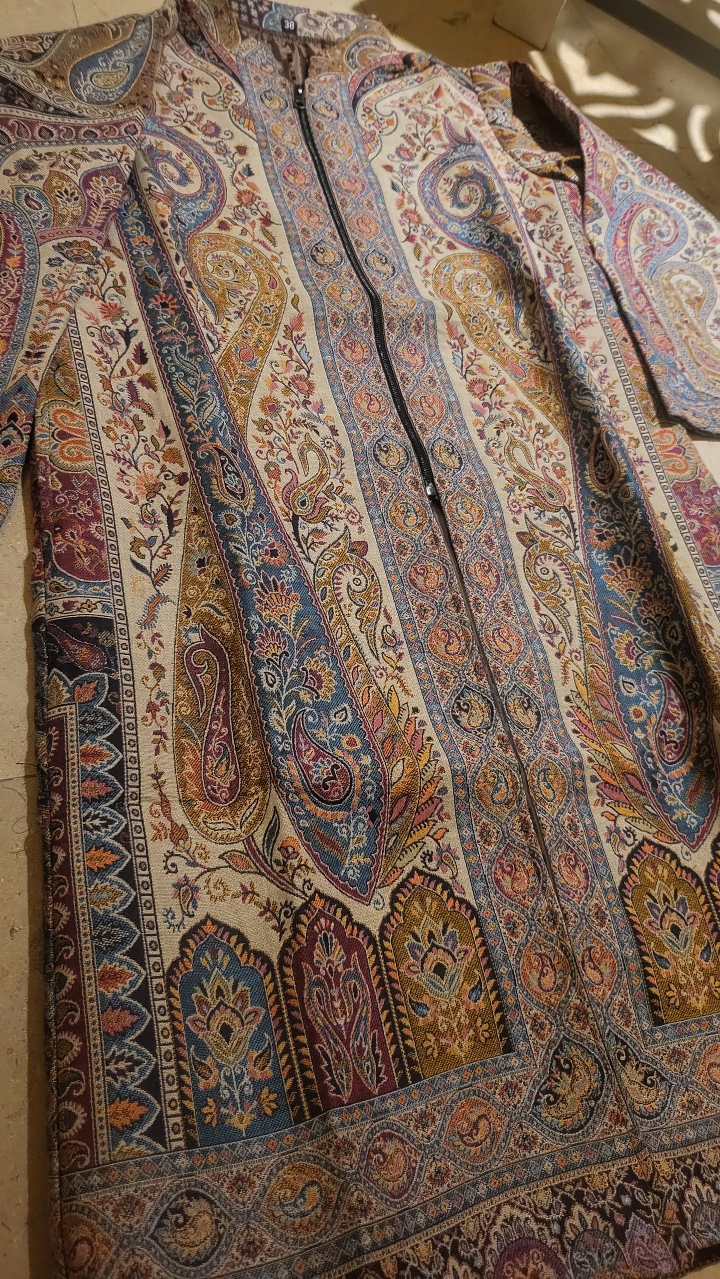 Kaani coat : stitched