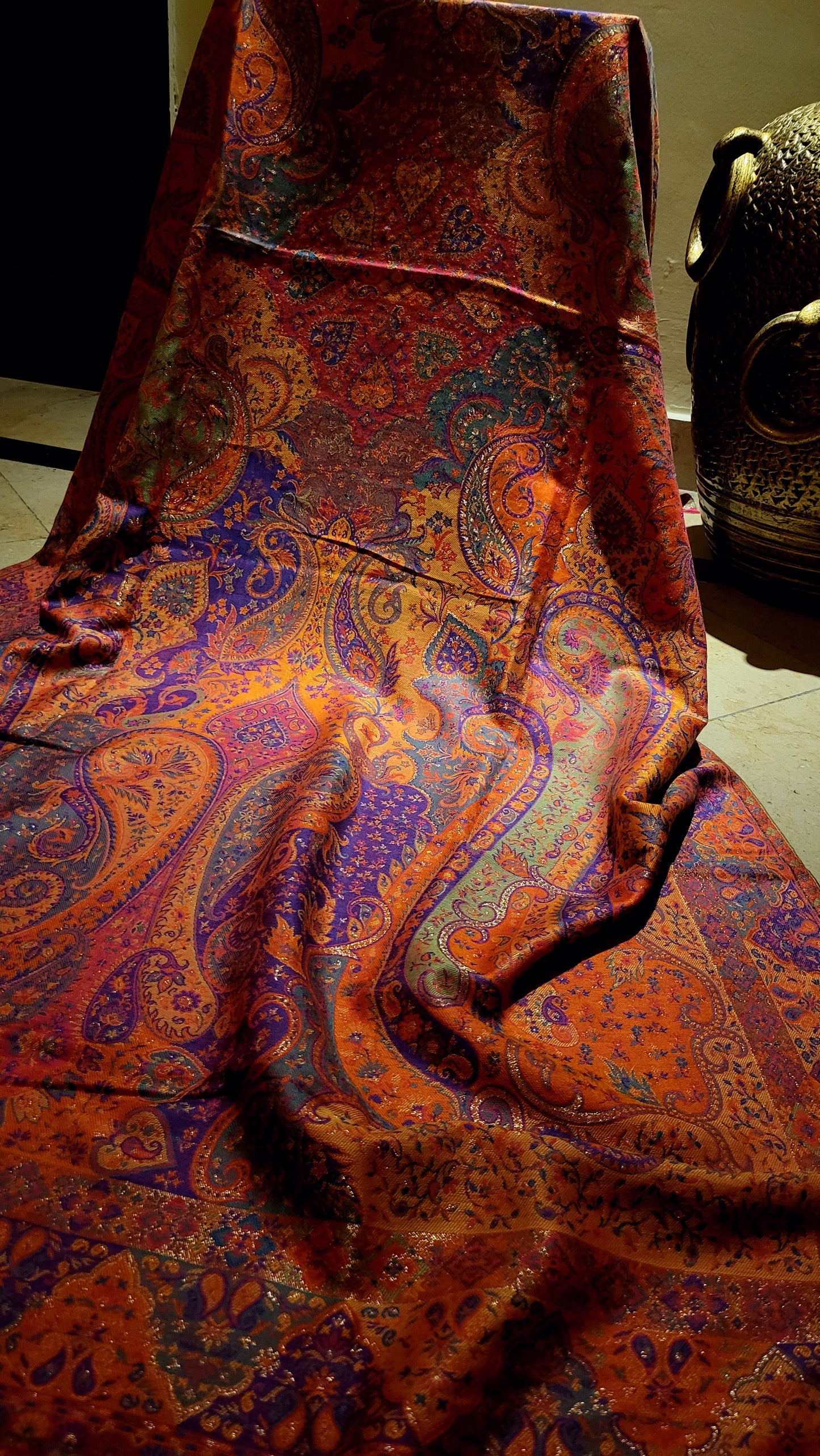 Tabraizi kaani : Moonlight shawl