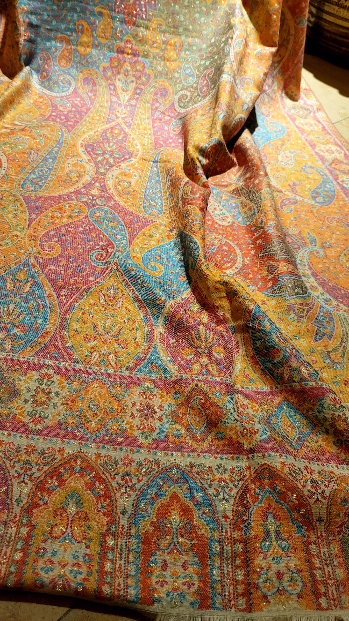 Tabraizi kaani : Moonlight shawl