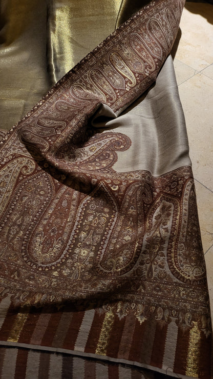 Gandhara kaani : Reversible shawl