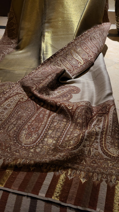 Gandhara kaani : Reversible shawl