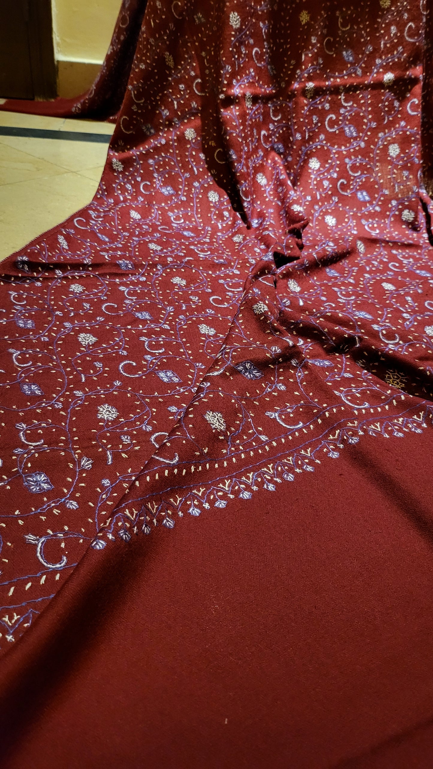 Toosh Embroidered : Luxury shawl