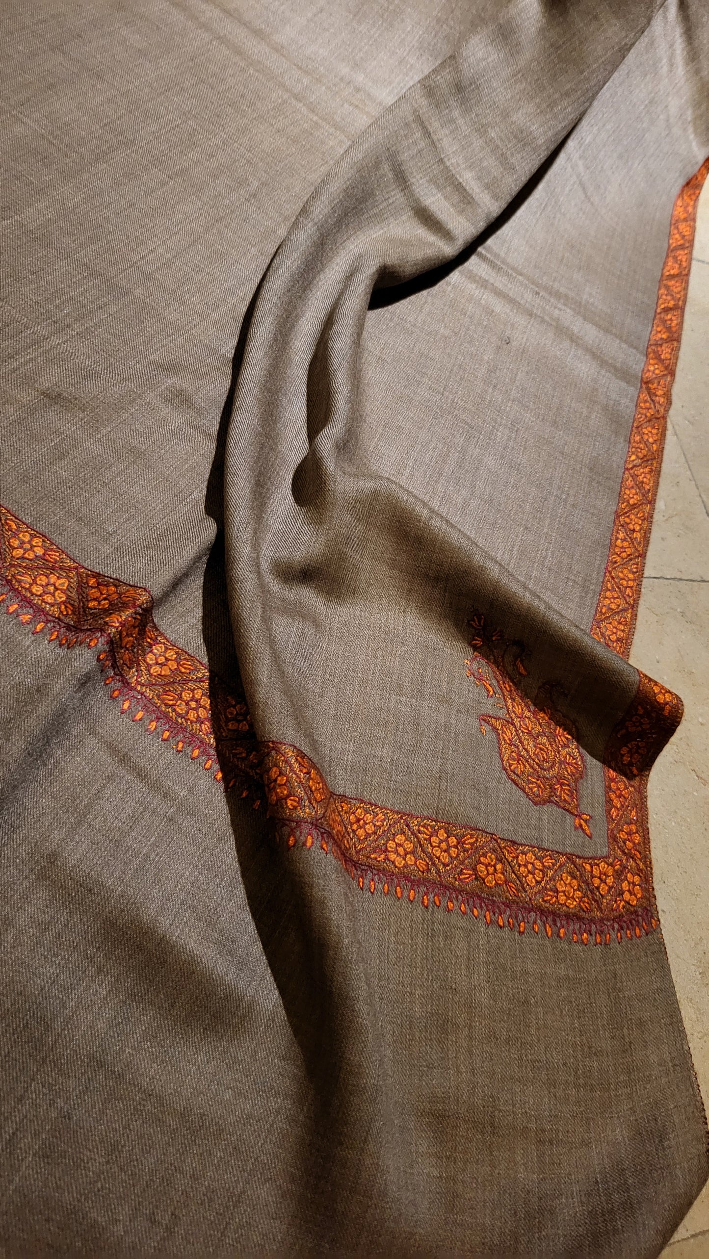 Hand made : Toosh shawl