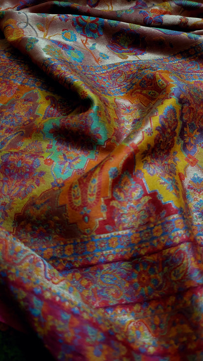 Silky moonlight : pashmina shawl